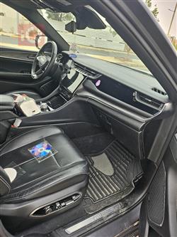 جیپ گراند شیرۆکی